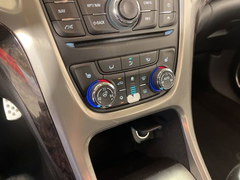 Used 2015 Buick Verano Premium image 32