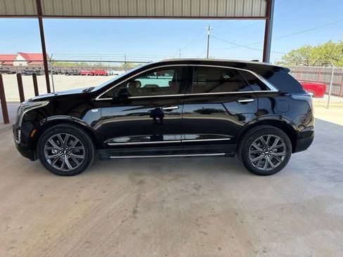 Used 2019 Cadillac XT5 Premium Luxury w/ Sport Package FWD image 4