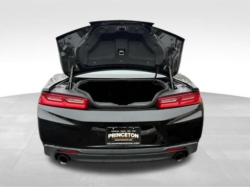 Used 2016 Chevrolet Camaro LT image 10