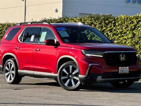 Certified 2023 Honda Pilot Elite image 2