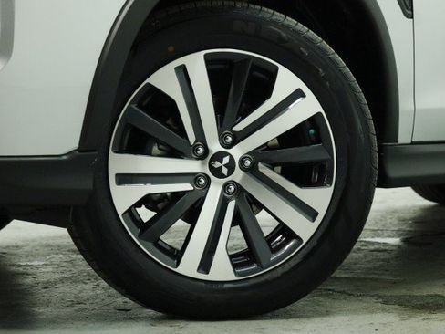 New 2026 Mitsubishi Outlander Sport ES AWD/4WD image 3