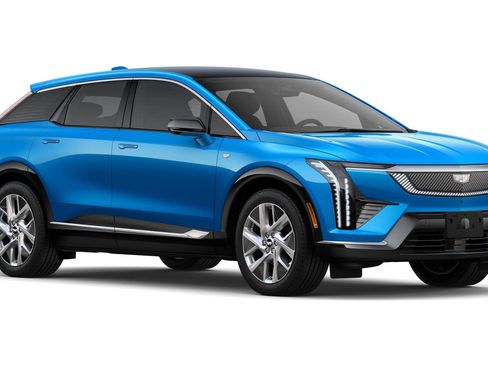 New 2025 Cadillac Optiq Luxury 2 w/ LPO, Floor Liner Package image 30