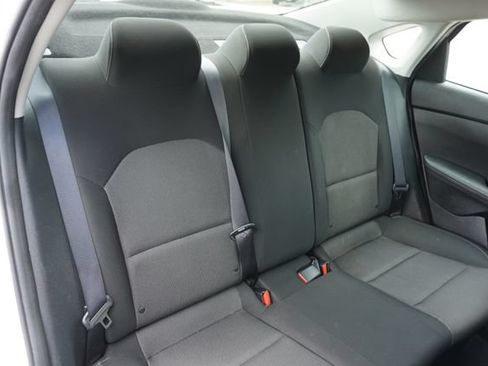 Used 2024 Kia Forte LXS FWD image 17