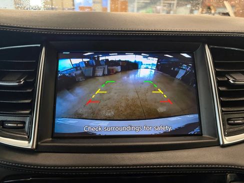 Used 2019 INFINITI QX50 Luxe w/ Navigation Package AWD/4WD image 34