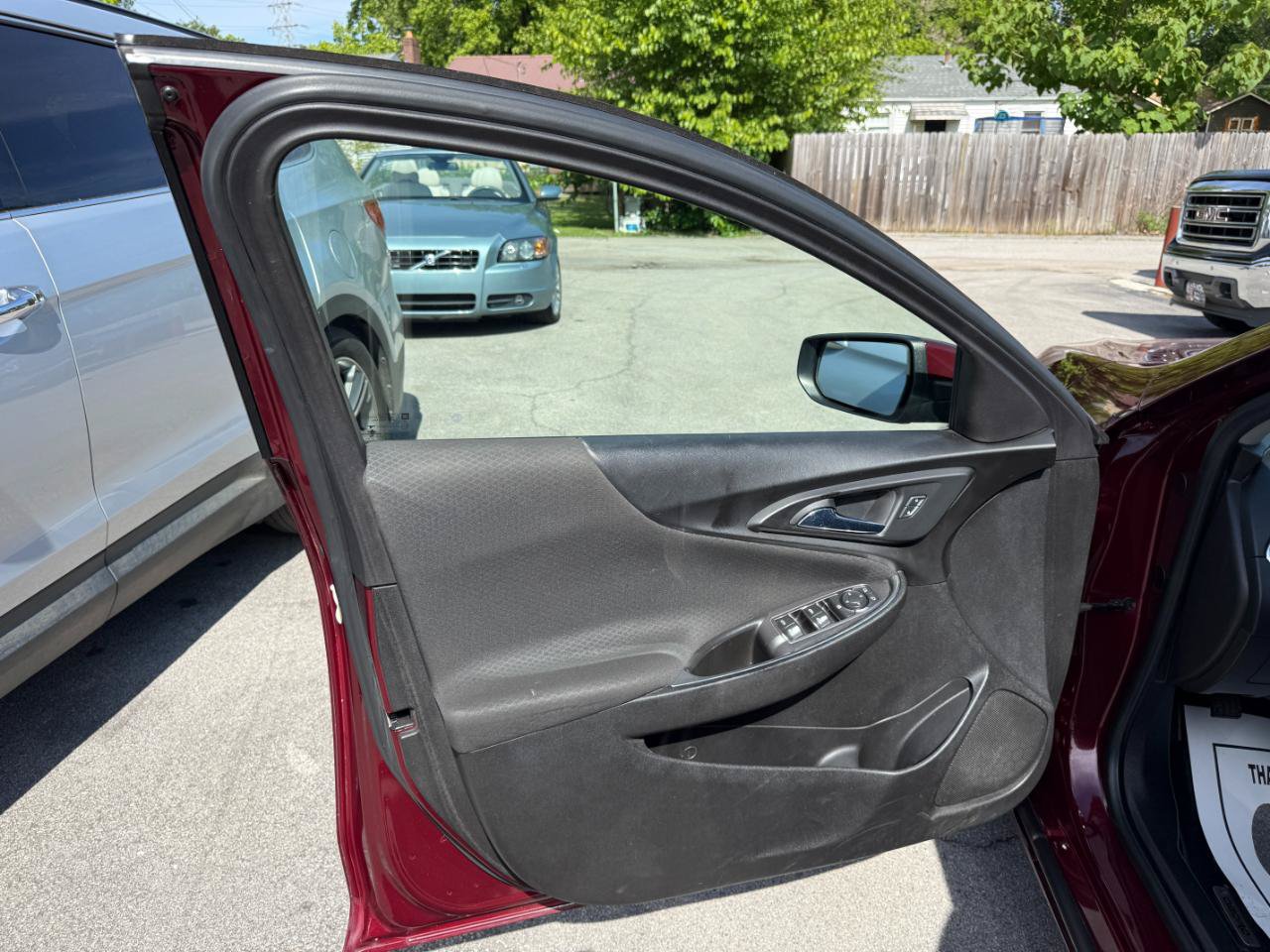 Used 2016 Chevrolet Malibu LT FWD image 13