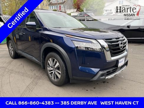 Certified 2024 Nissan Pathfinder SL AWD/4WD image 3