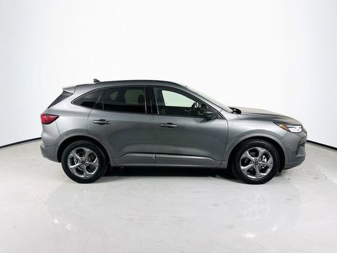 Used 2023 Ford Escape ST-Line FWD image 10