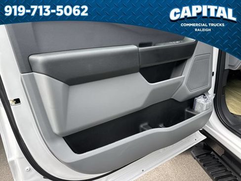 New 2026 Ford F450 XL w/ XL Chrome Package RWD image 17