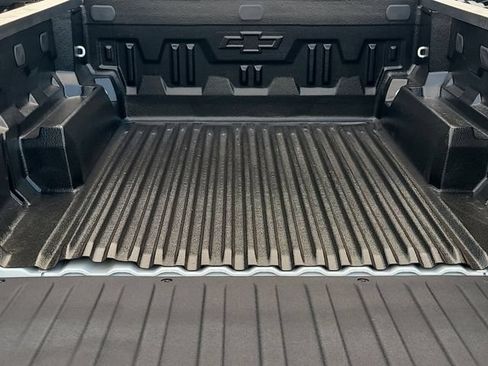 New 2026 Chevrolet Colorado W/T w/ WT Custom Package RWD image 9
