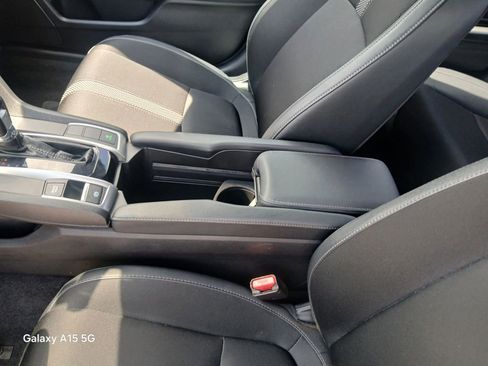 Used 2020 Honda Civic Sport image 6