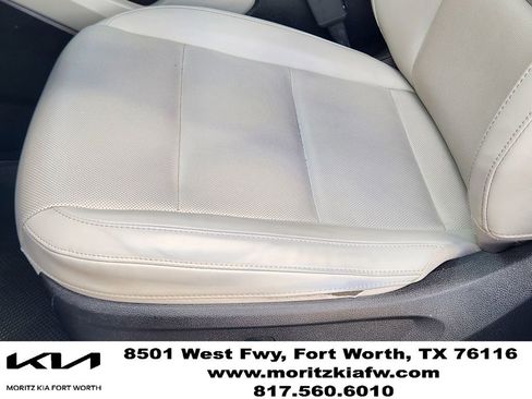 Used 2022 Kia Telluride S FWD image 23