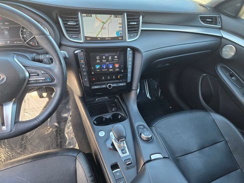 Used 2019 INFINITI QX50 Essential w/ Proactive Package FWD image 22