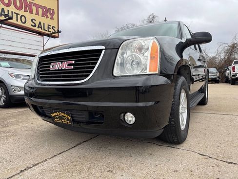 Used 2011 GMC Yukon SLT w/ SLT-2 Equipment Package image 1