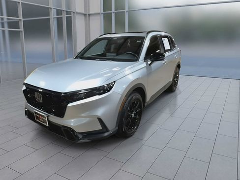 Used 2023 Honda CR-V Sport image 3