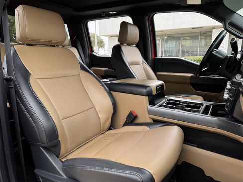 Used 2023 Ford F350 Lariat w/ Chrome Package image 33