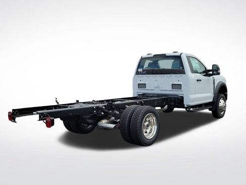 New 2026 Ford F550 4x4 Regular Cab Super Duty image 6