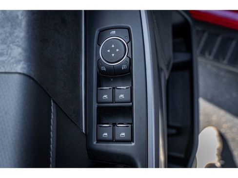 Used 2025 Ford F150 XLT w/ Equipment Group 302A MID image 7