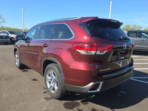 Used 2018 Toyota Highlander Limited image 15