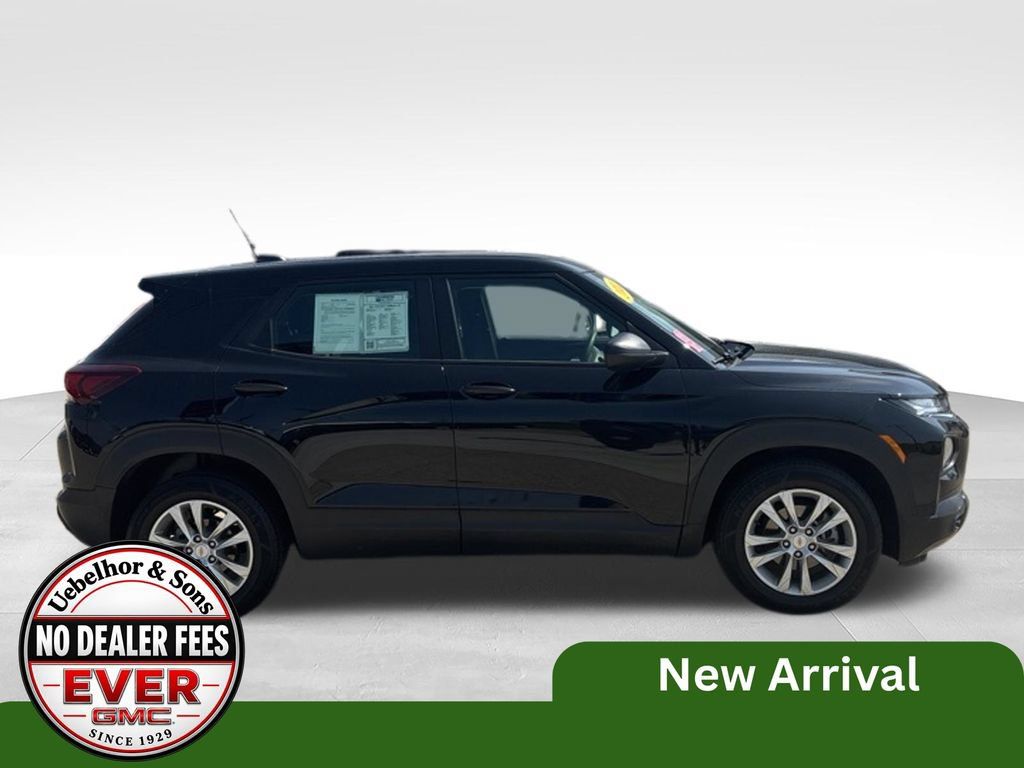 Used 2021 Chevrolet TrailBlazer LS FWD image 5