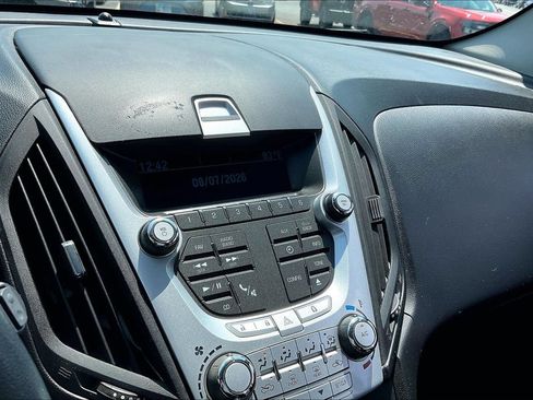 Used 2014 Chevrolet Equinox LS FWD image 24