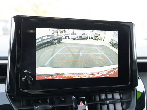 Certified 2024 Toyota Corolla SE w/ SE Premium Package FWD image 19