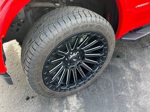 Used 2018 Ford F150 XLT w/ Equipment Group 302A Luxury image 3