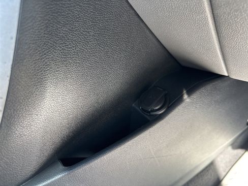 Used 2013 Hyundai Elantra Limited w/ Technology Pkg FWD image 31