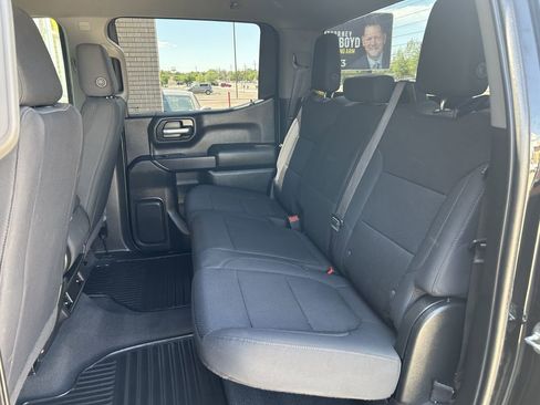 Used 2021 Chevrolet Silverado 1500 Custom Trail Boss AWD/4WD image 8
