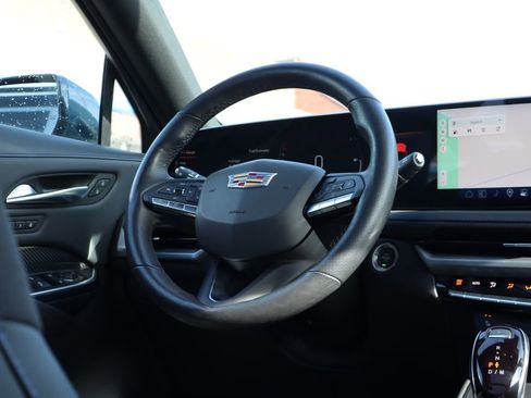 Used 2024 Cadillac XT4 Sport image 46