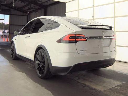 Used 2017 Tesla Model X 75D AWD/4WD image 2