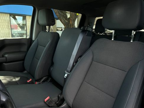 Used 2019 Chevrolet Silverado 1500 Custom Trail Boss w/ Custom Convenience Package AWD/4WD image 11