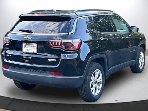 Certified 2025 Jeep Compass Latitude w/ Sun & Sound Group AWD/4WD image 8