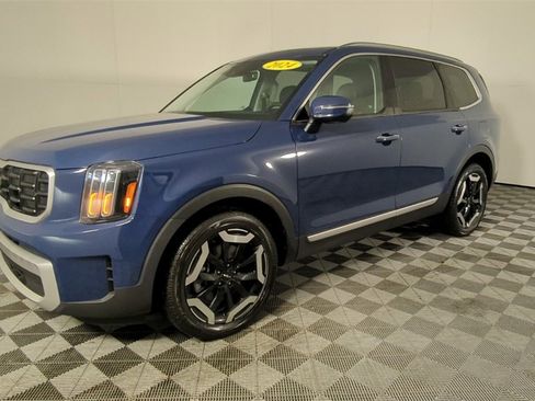 Used 2024 Kia Telluride S w/ S Sunroof Package image 9
