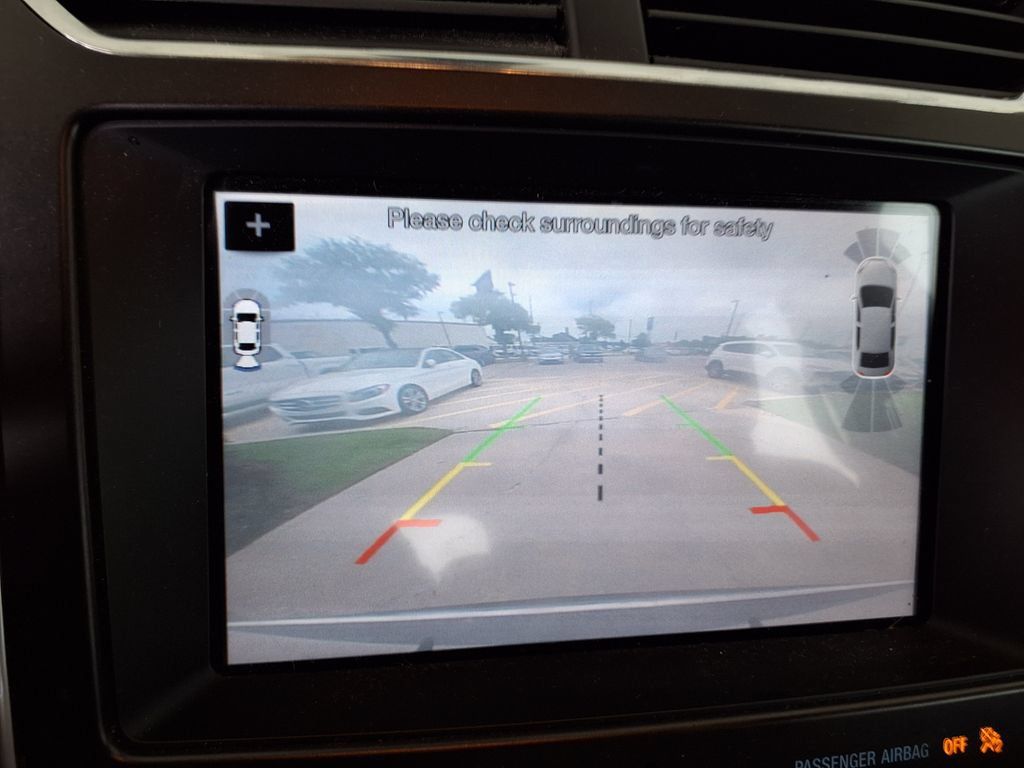Used 2018 Ford Explorer Limited w/ Ford Safe & Smart Package FWD image 26