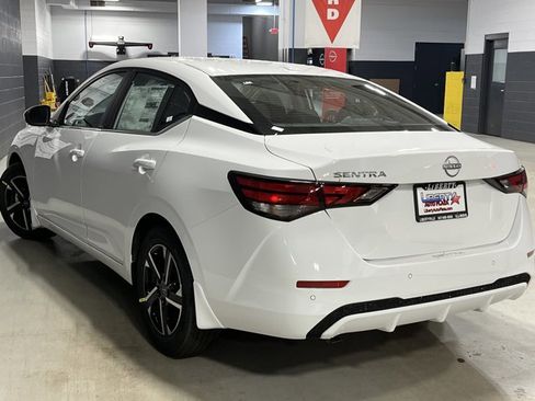 New 2025 Nissan Sentra SV image 9