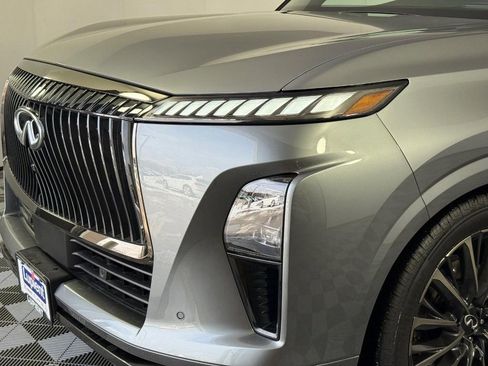 New 2026 INFINITI QX80 Autograph w/ Premium Cargo Package AWD/4WD image 10