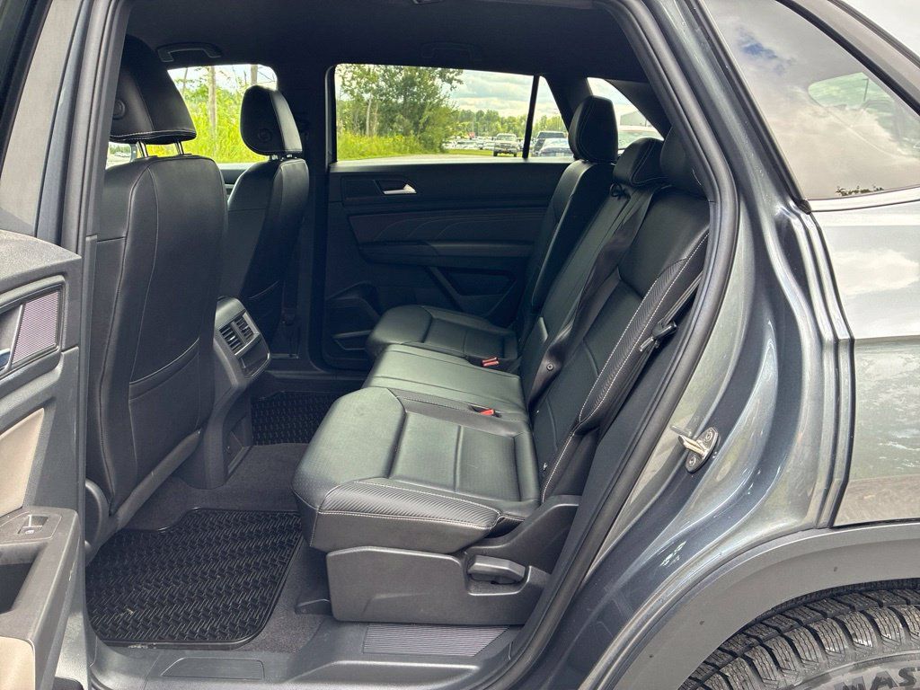 Used 2023 Volkswagen Atlas Cross Sport SE AWD/4WD image 63
