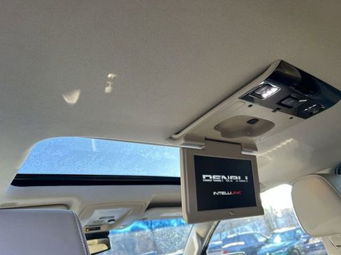 Used 2017 GMC Yukon Denali w/ Open Road Package image 25