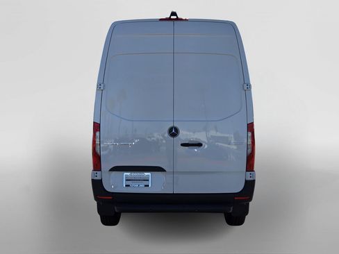 New 2025 Mercedes-Benz Sprinter 2500 image 4