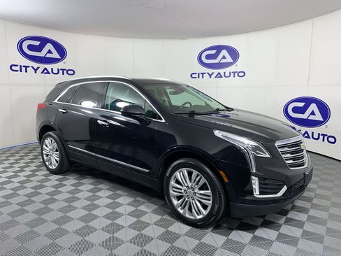 Used 2019 Cadillac XT5 Premium Luxury FWD image 1