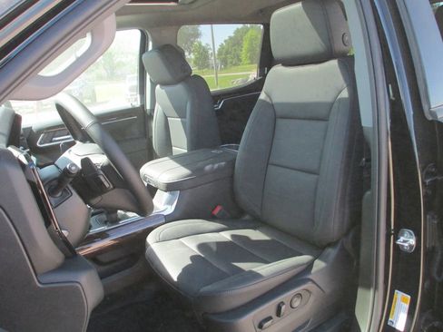 New 2026 GMC Sierra 1500 Elevation w/ Elevation Premium Package AWD/4WD image 11