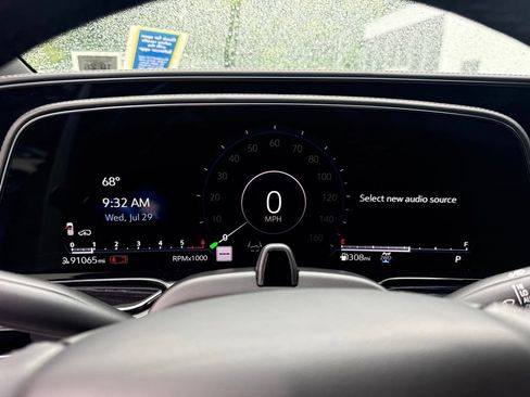 Used 2021 Cadillac Escalade Sport w/ Driver Assist Tech Package AWD/4WD image 31