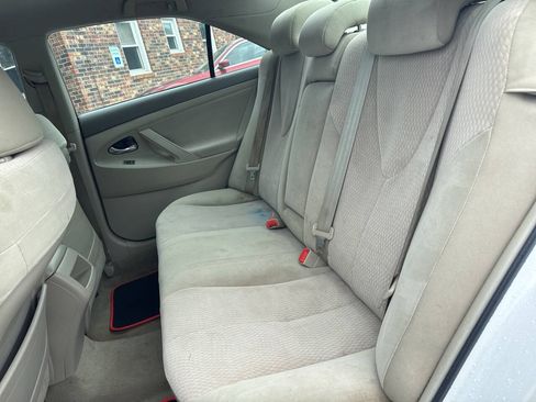 Used 2011 Toyota Camry LE w/ LE Extra-Value Pkg FWD image 9