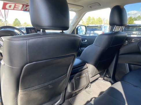 Used 2024 Nissan Armada Platinum w/ Cargo Package image 30