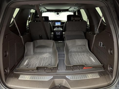 Used 2021 GMC Yukon Denali w/ Denali Premium Package AWD/4WD image 30