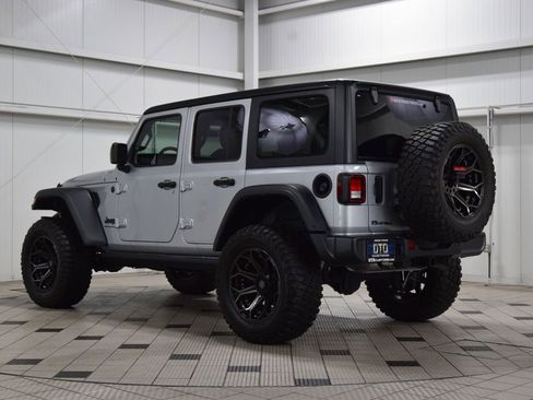 Used 2024 Jeep Wrangler Unlimited Sport AWD/4WD image 5