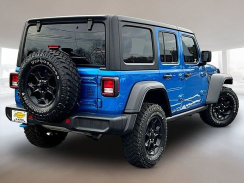 Used 2023 Jeep Wrangler Unlimited w/ Cold Weather Group image 6