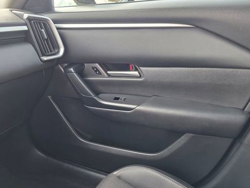 Used 2025 MAZDA CX-50 AWD 2.5 S w/ Preferred Package image 28
