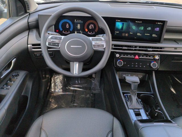 New 2026 Hyundai Tucson SEL Plus w/ Tow & Go Package FWD image 16