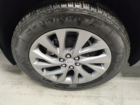 New 2026 Buick Enclave Preferred w/ Power Package FWD image 18